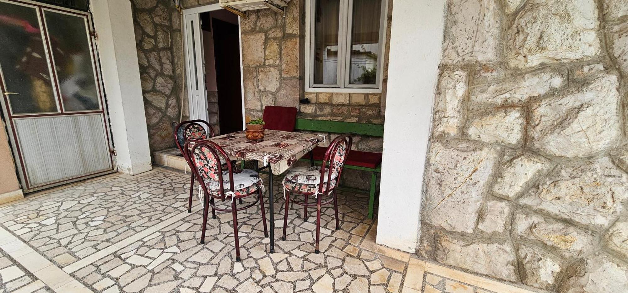 Apartments Simonovic Tivat Eksteriør bilde